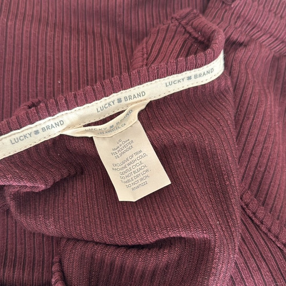 Comfy Ribbed Lounge Set - Picture 2 of 3